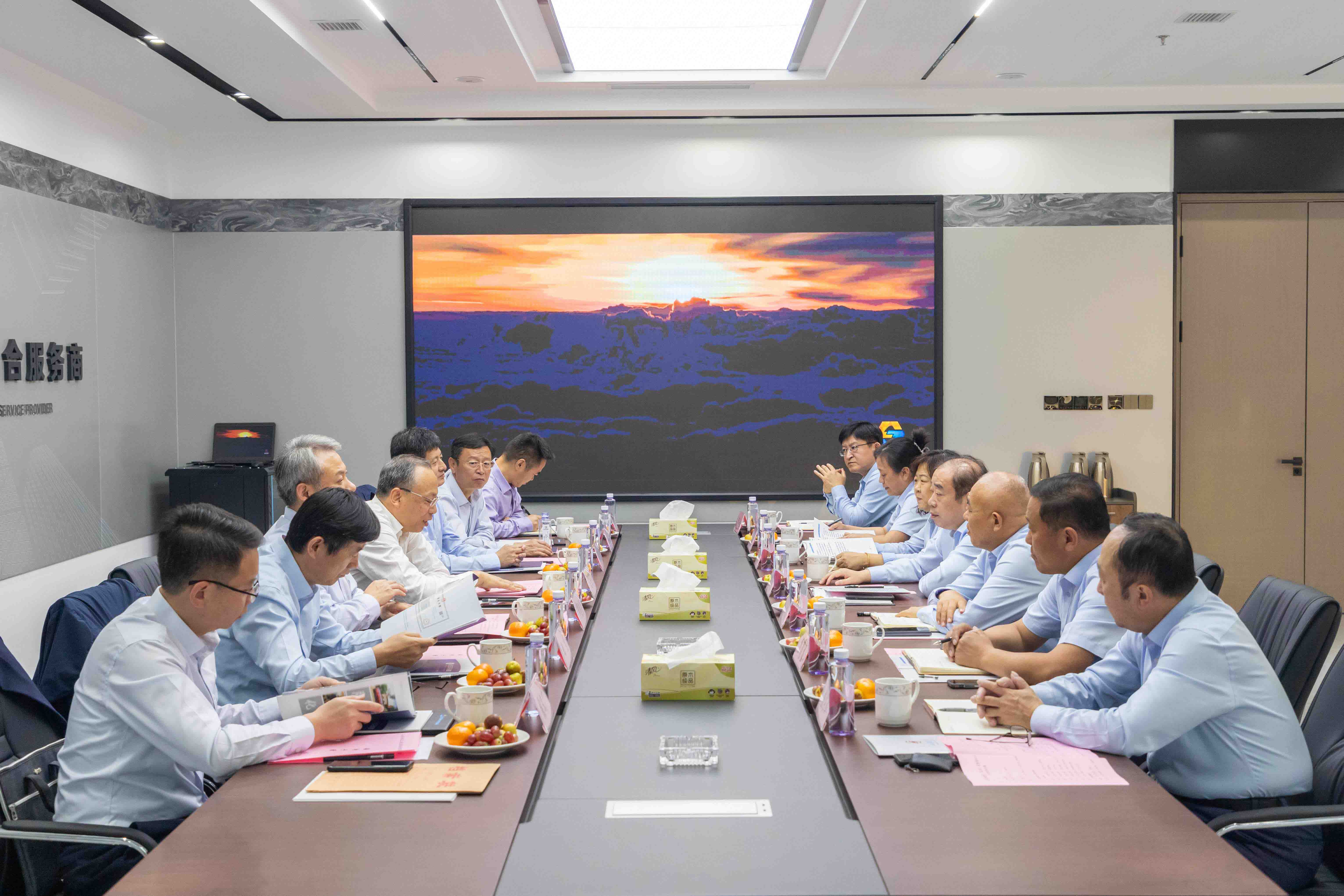 山東建工集團一行到山東安裝集團考察交流